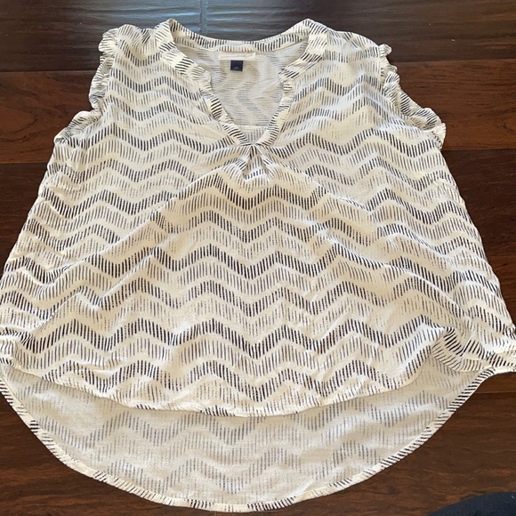 Universal Thread Tops - Women’s Top